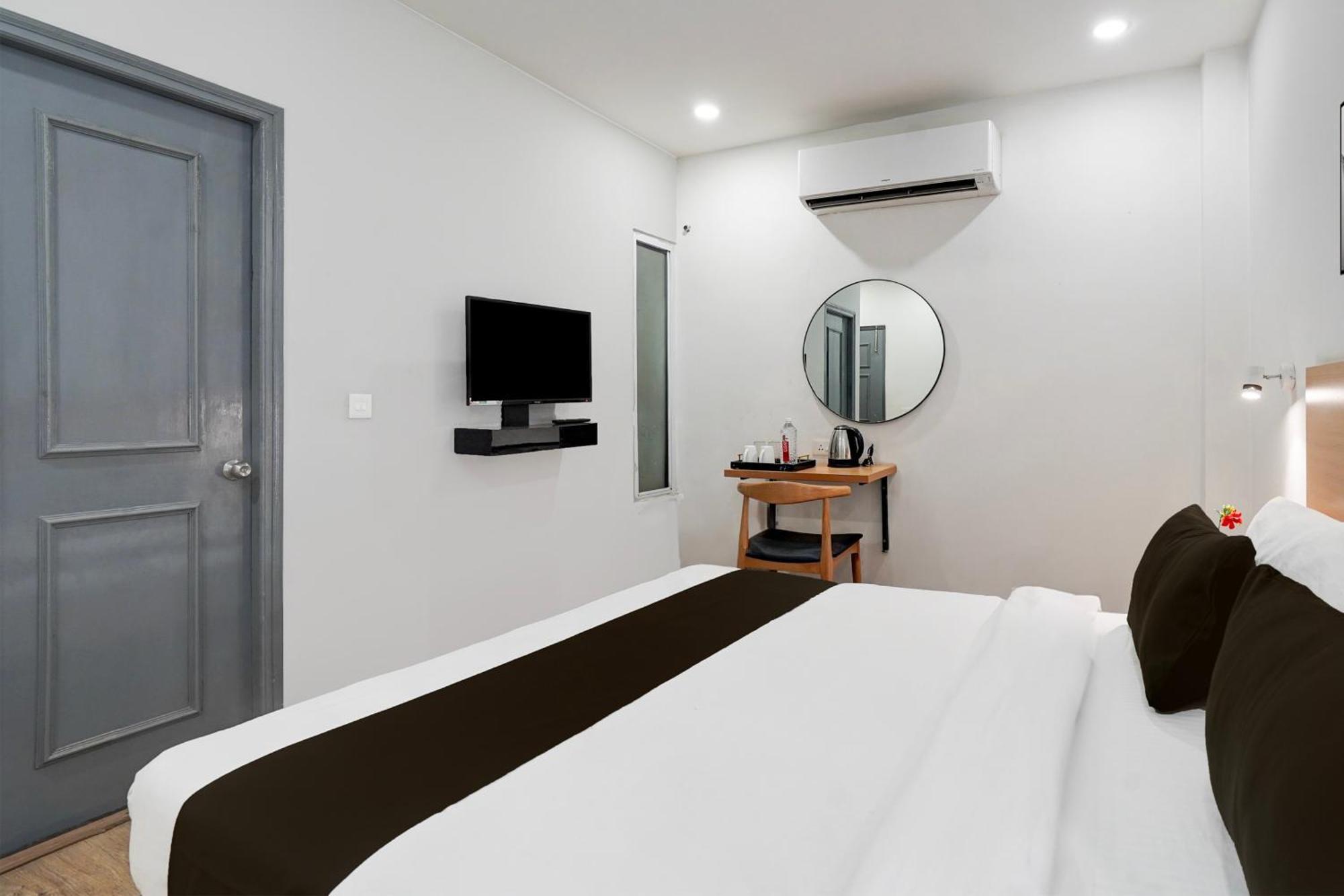 Super Townhouse Gomti Nagar Sector 6 Near Ekana Stadium ラクナウ エクステリア 写真