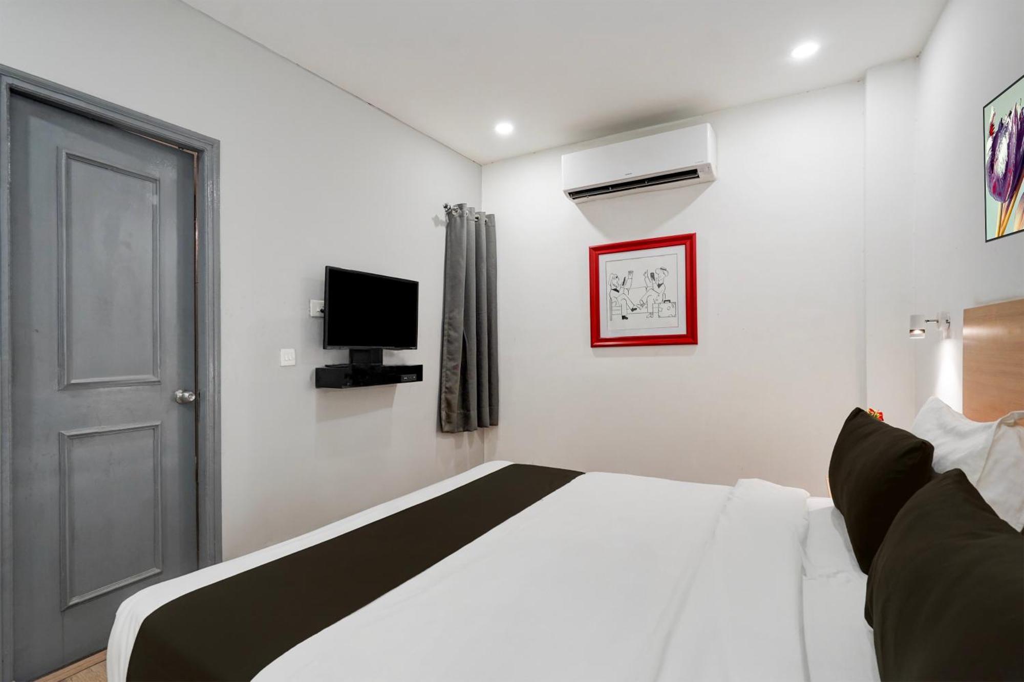 Super Townhouse Gomti Nagar Sector 6 Near Ekana Stadium ラクナウ エクステリア 写真